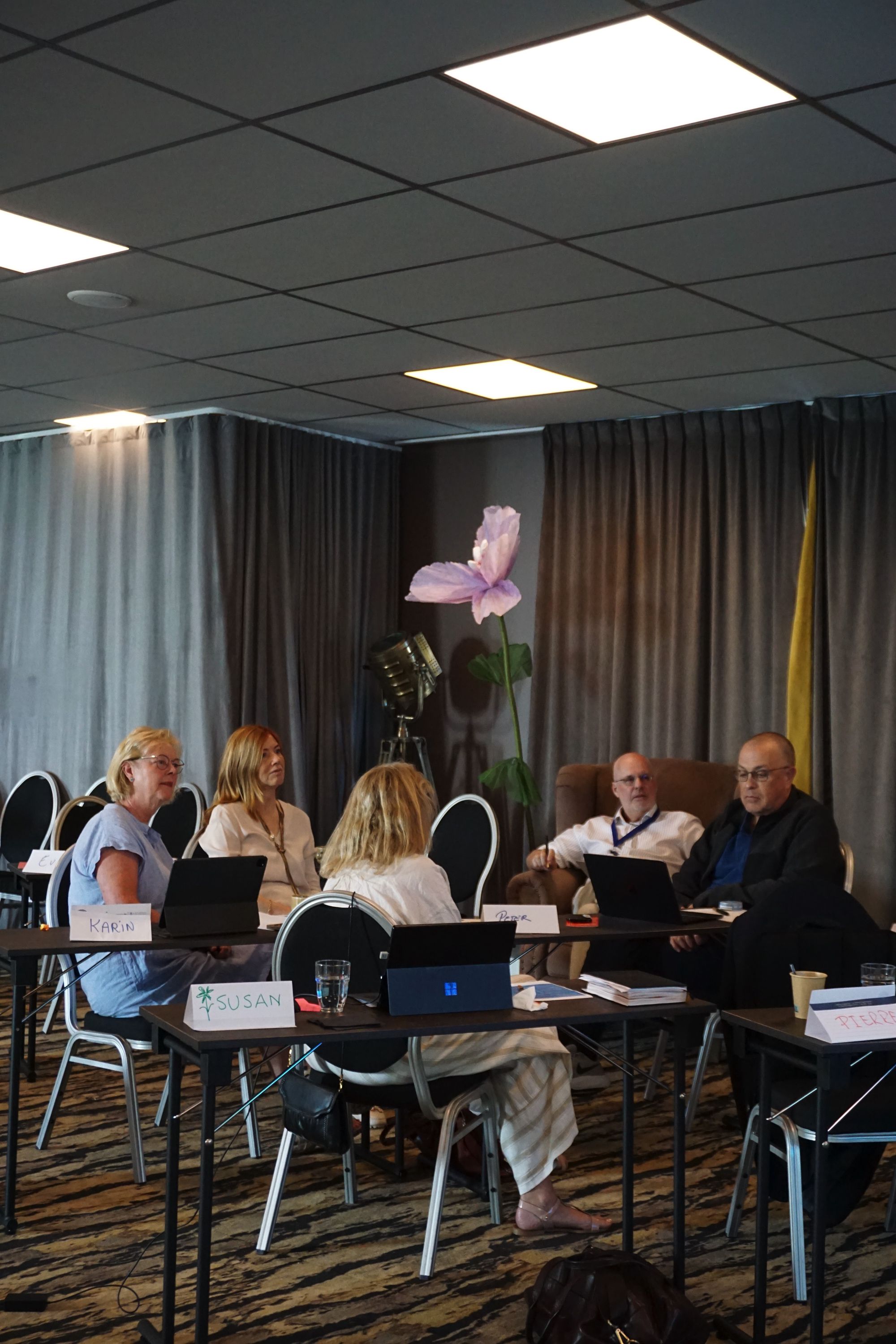 Från Reaktivt till Effektivt Ledarskap